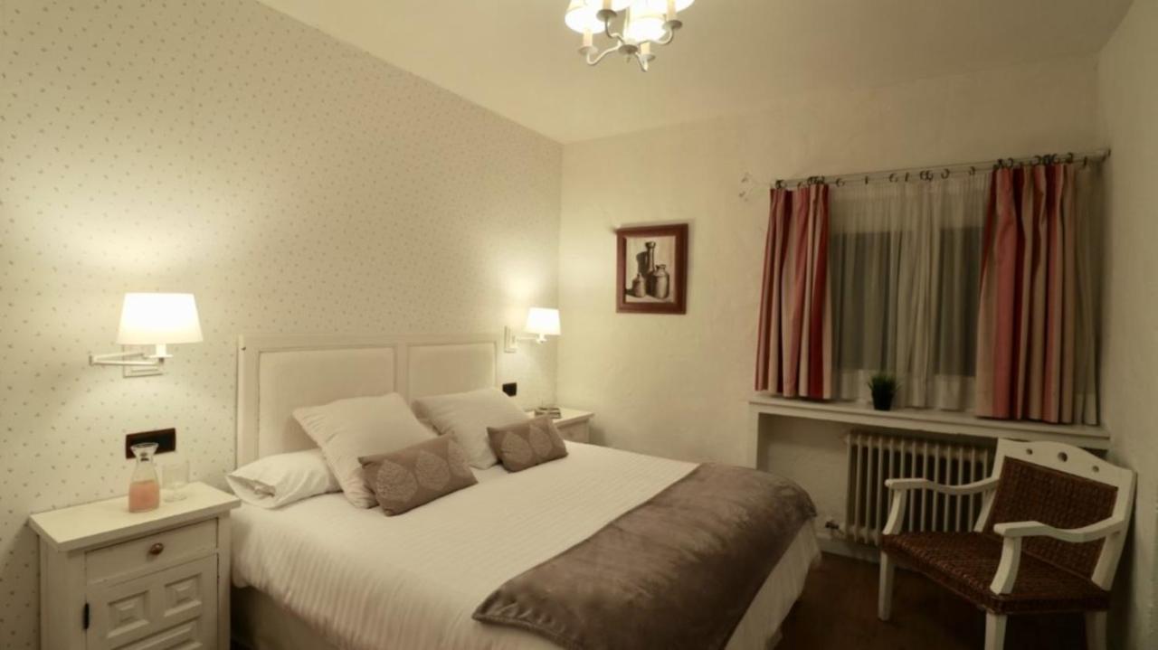 Casona De Navalmedio Hotel Cercedilla Room photo